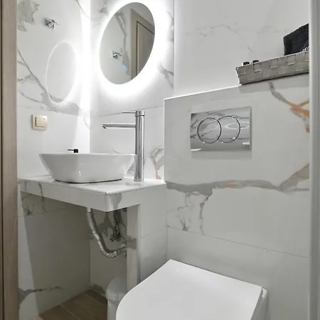 Platanos Luxury Aparthotel Paralia Panteleimonos