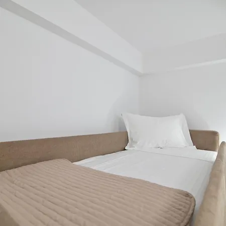 アパートホテル Platanos Luxury 3*